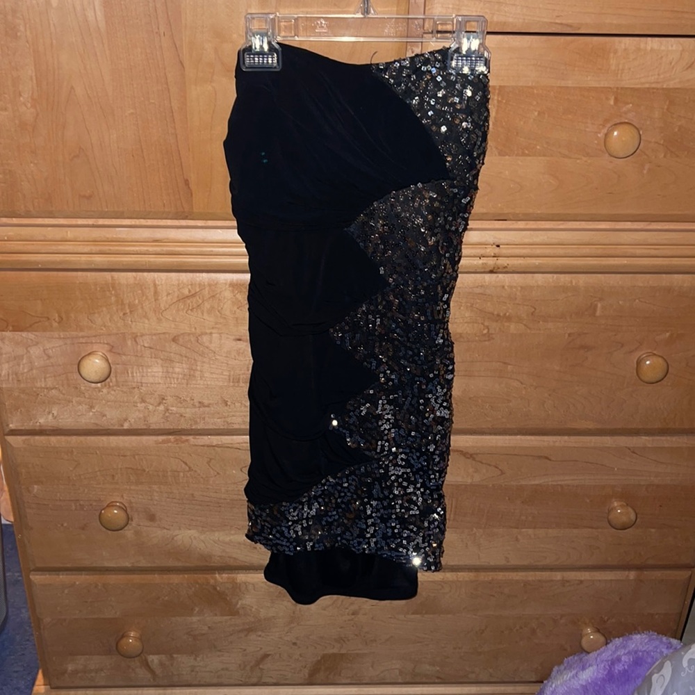 Black and Silver bodycon homecoming/prom dress!